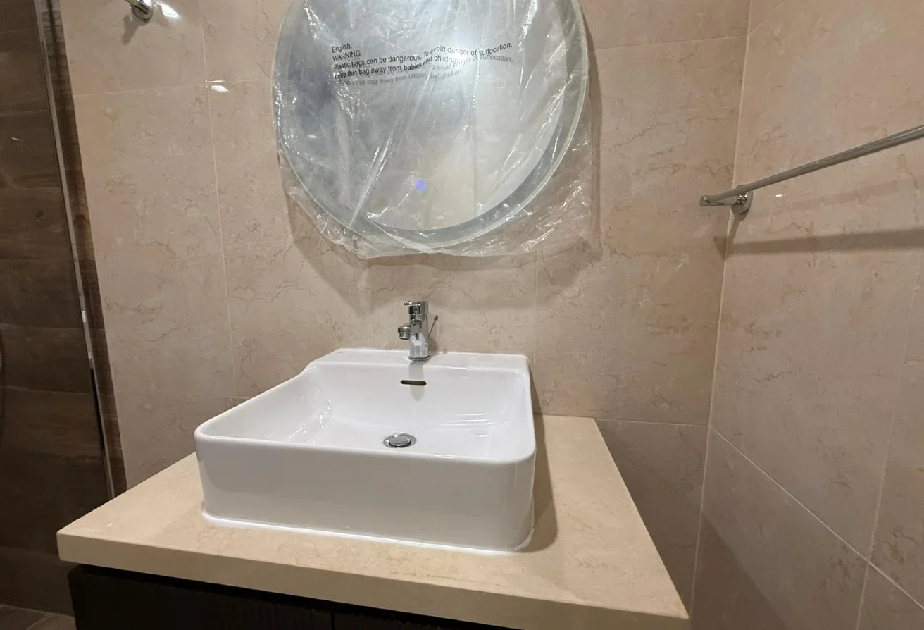 Brand New Ready to move 1bhk sale in yasmeen city