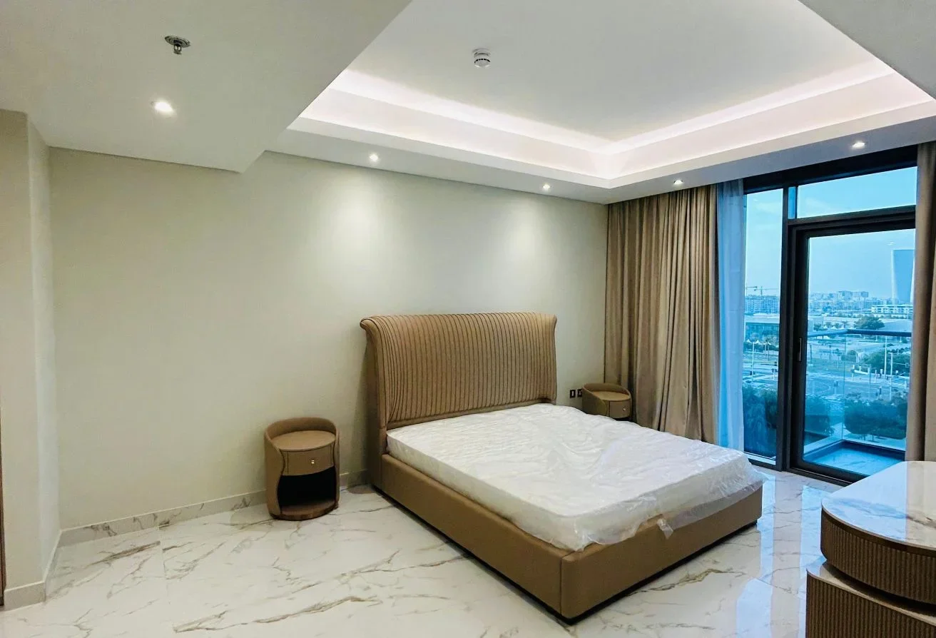 PAY JUST 1.1M , READY TO MOVE IN MARINA LUSAIL