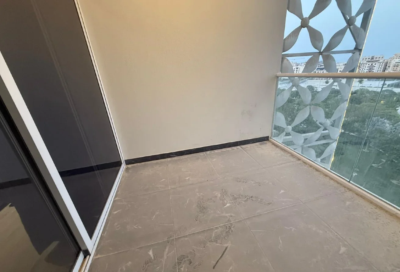 Yasmeen City 1BHK | 665k Cash + 2-3 Years Plan