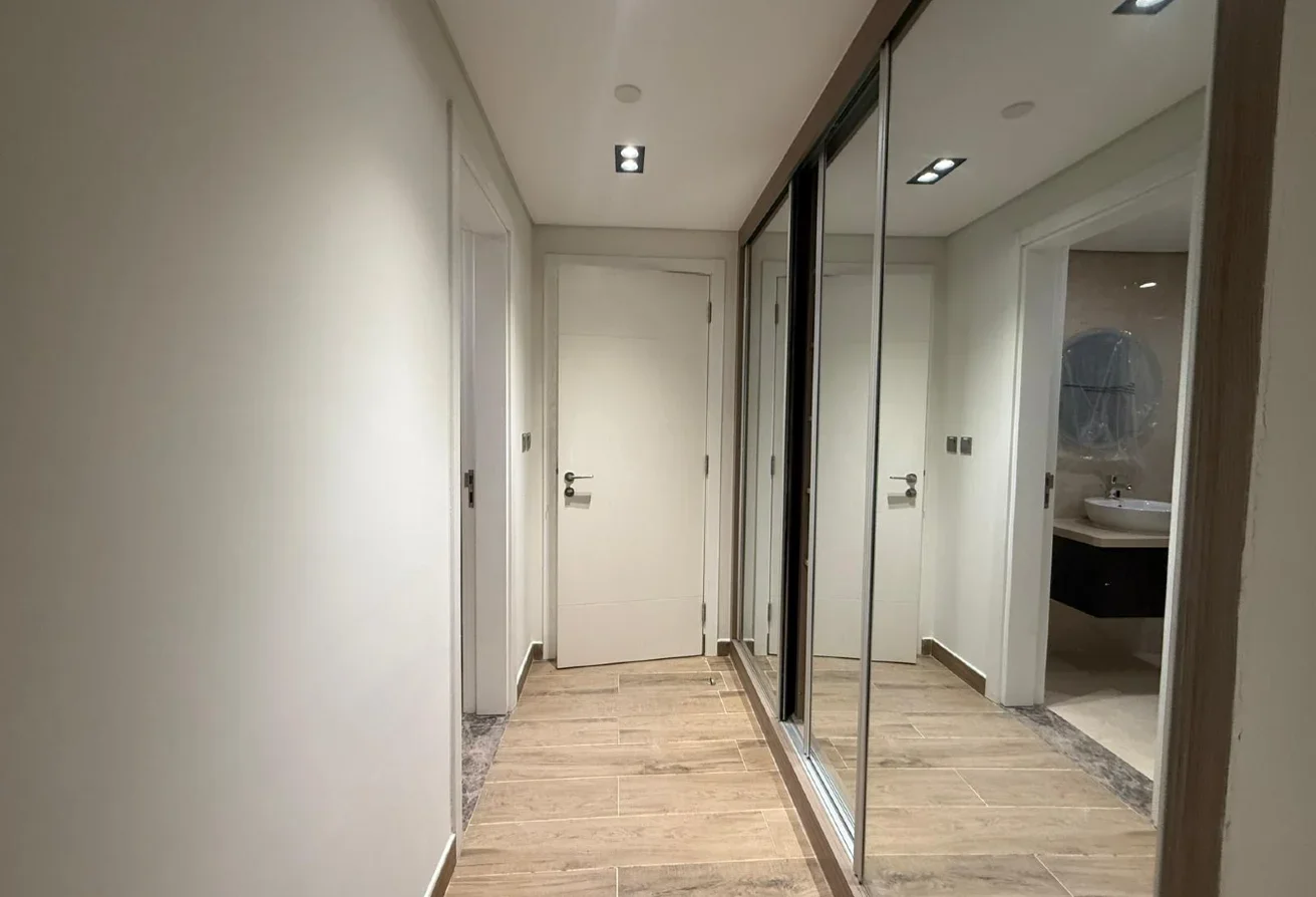 Yasmeen City 1BHK | 665k Cash + 2-3 Years Plan