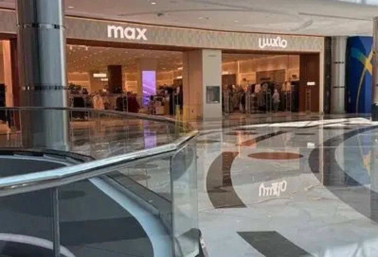 محلات ومساحات تجارية مميزة للإيجار داخل مركز تسوق