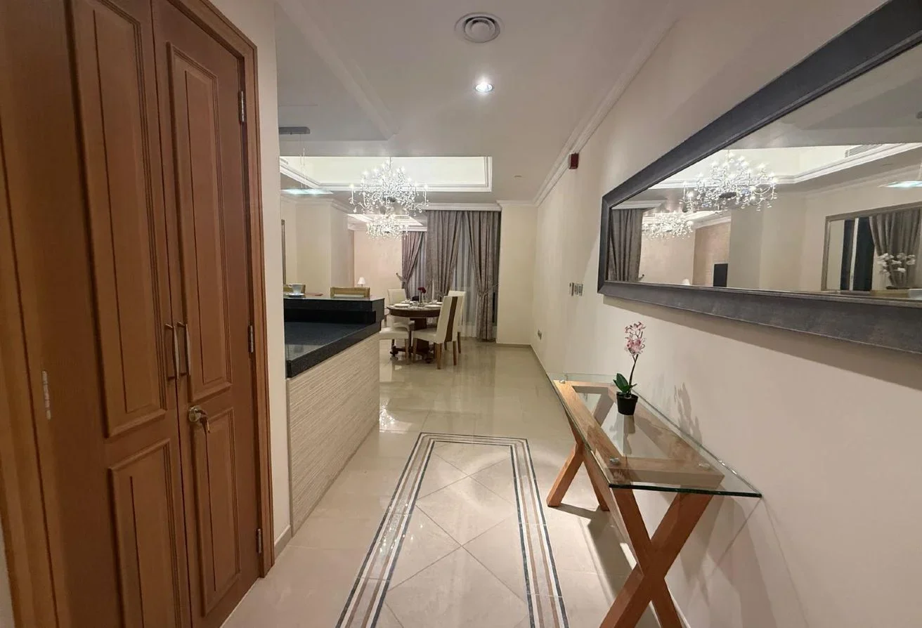 High-End 2BHK | Sea Views & Luxury Amenities Pearl