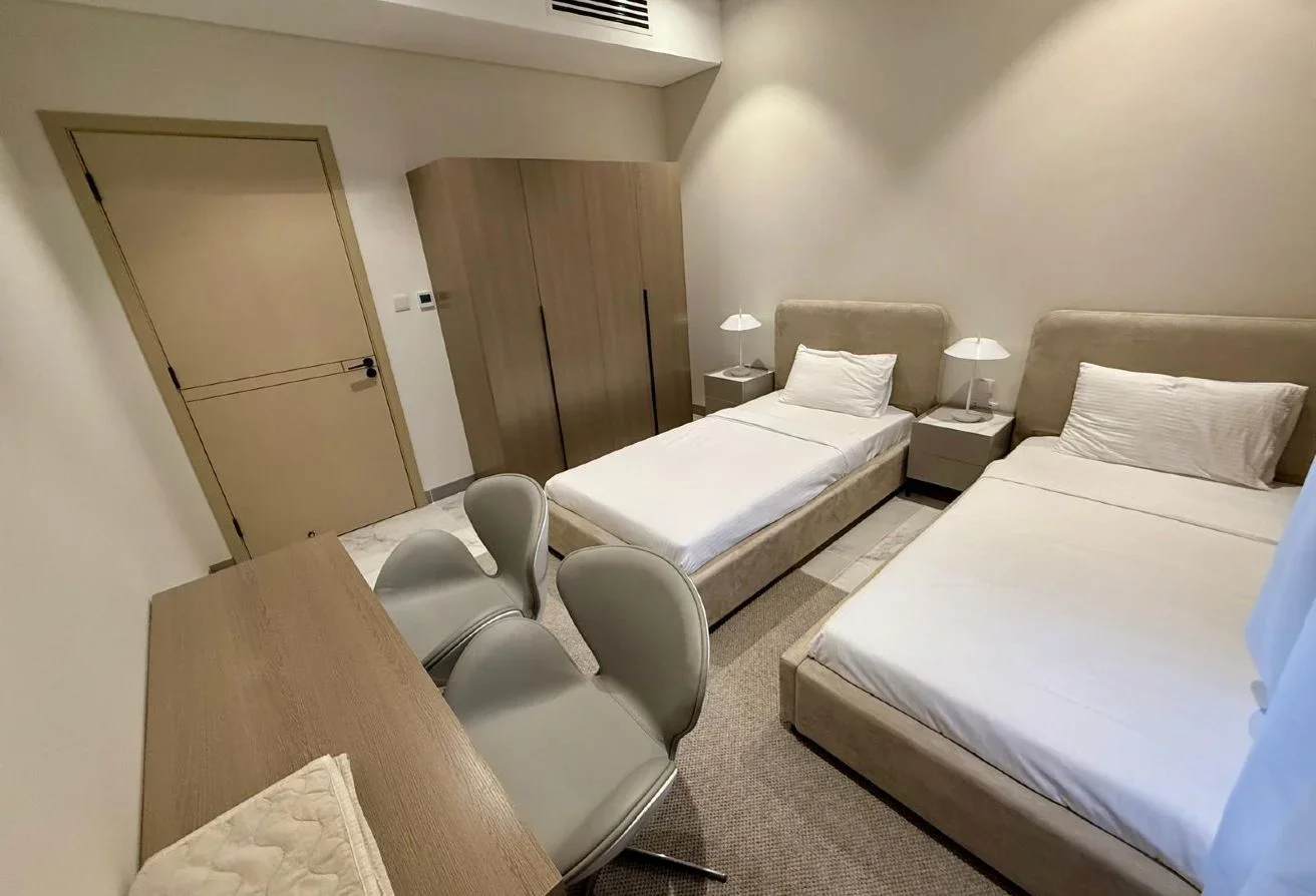 luxury brand new 3bhk apartment in marina