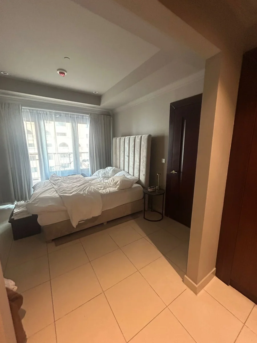 DISCOVER LUXURY LIVING 1 BHK+OFFICE APPARTMENT