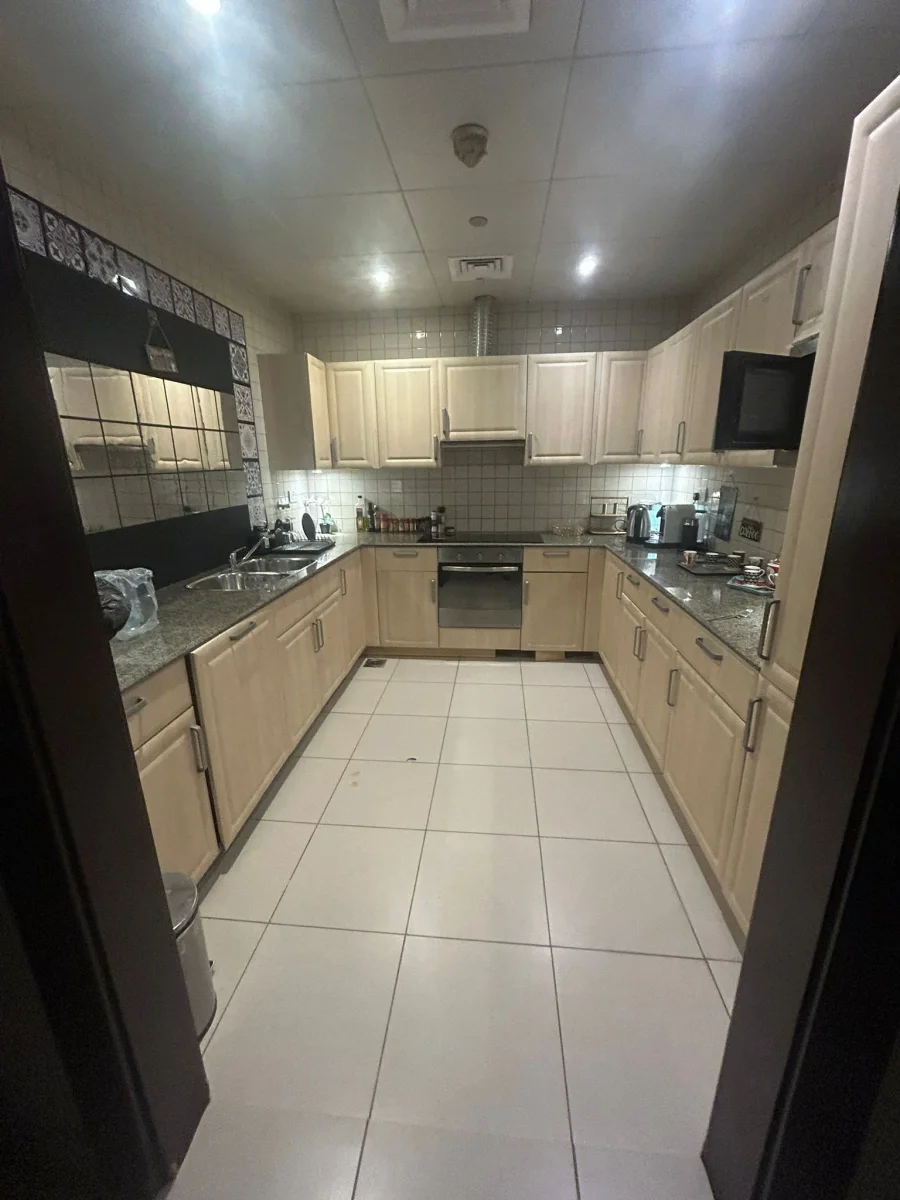 DISCOVER LUXURY LIVING 1 BHK+OFFICE APPARTMENT
