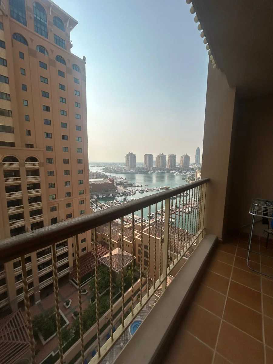 DISCOVER LUXURY LIVING 1 BHK+OFFICE APPARTMENT