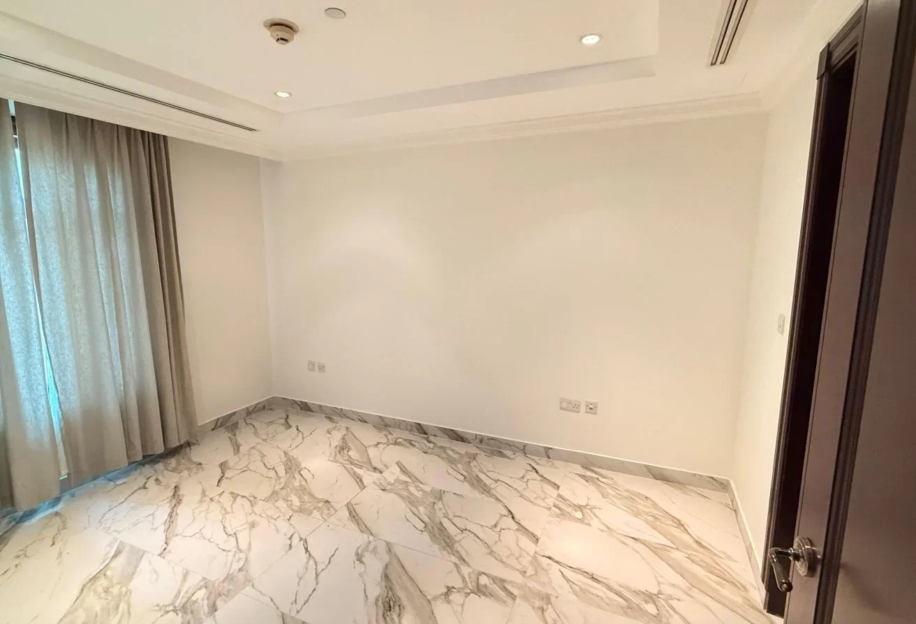 ELEGANT 4BHK LUXURY SEMI-FURNISHED TOWNHOUSE.|