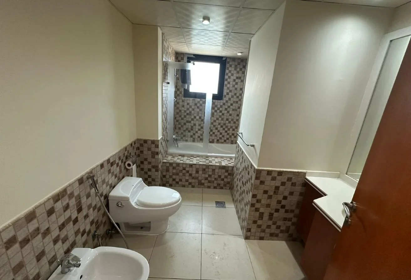 Spacious 2BHK Semi-Furnished Unit with Marina View