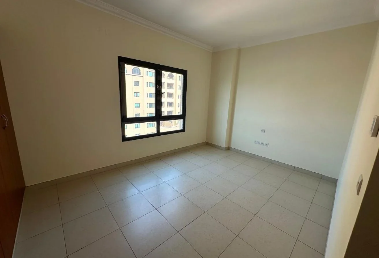Spacious 2BHK Semi-Furnished Unit with Marina View