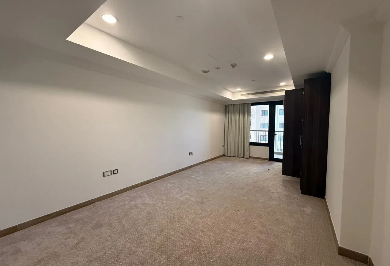 2BR-QAR 9,500 Including Bills-Balcony -Porto-SF