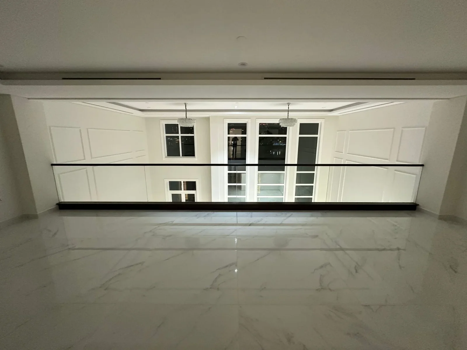 Upgraded Triplex Townhouse 4bedrooms for sale