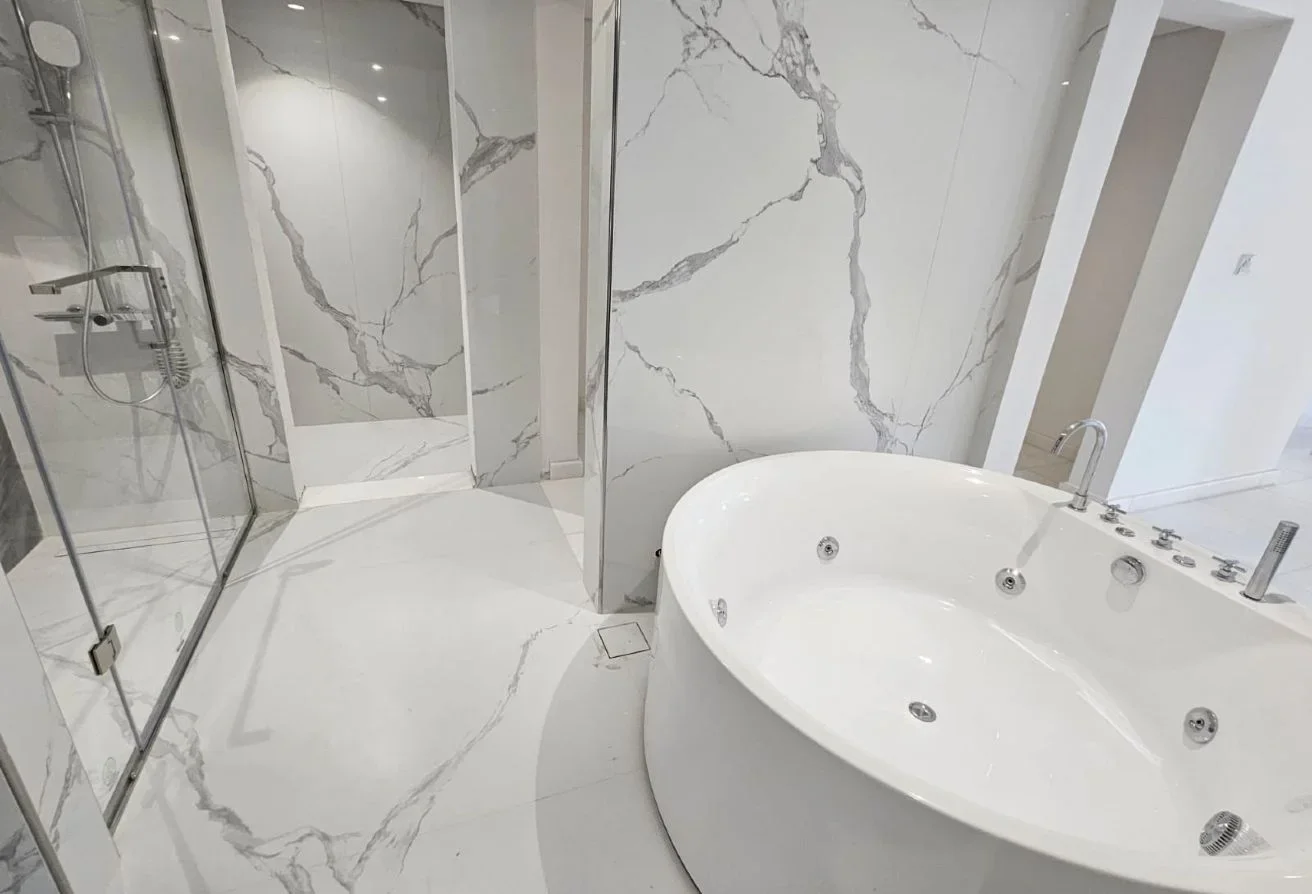Exclusive World-Class Luxury Villa with Direct Sea