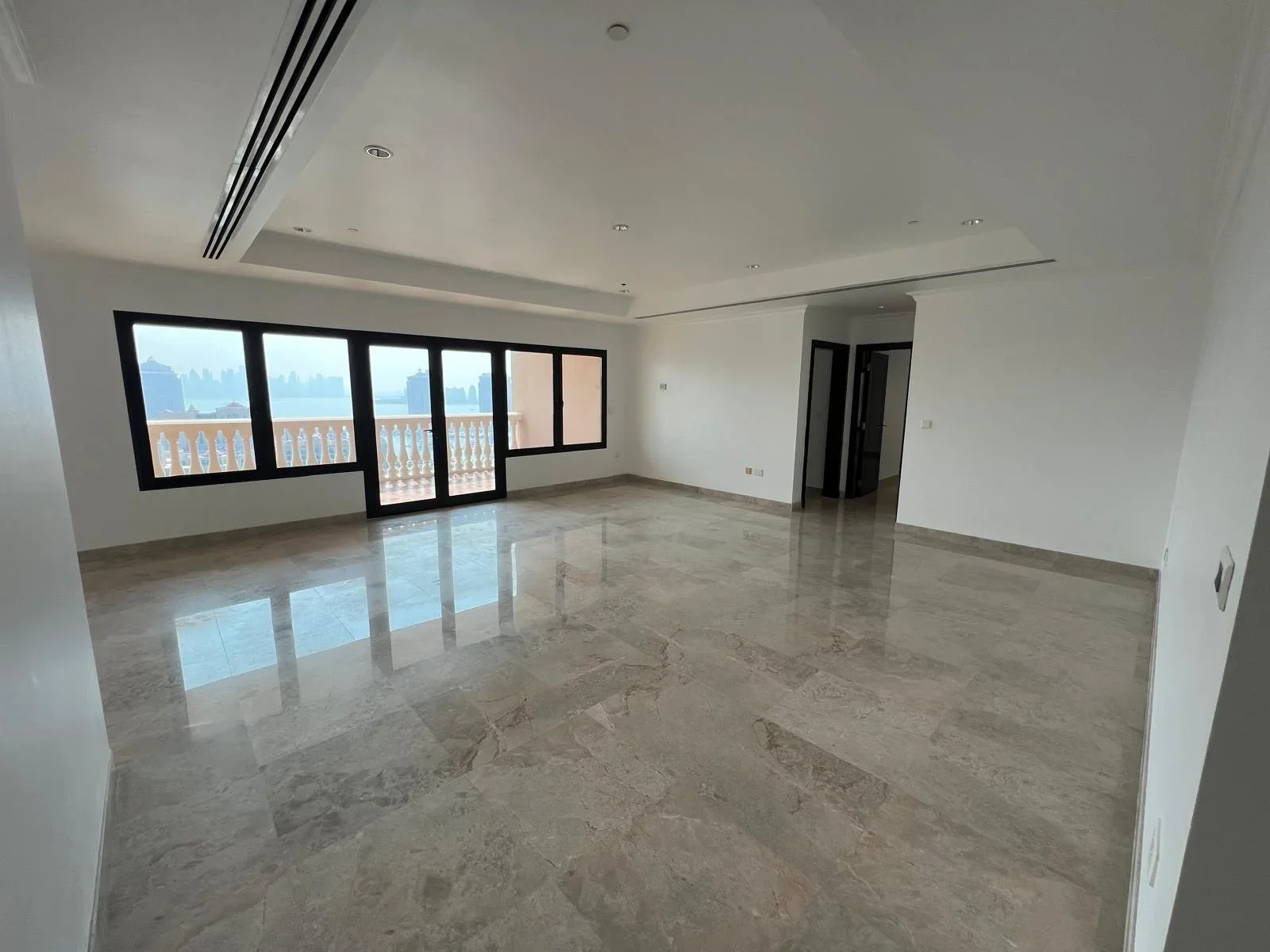 FOR SALE | 2 Bedroom | Full Marina View | Upgraded