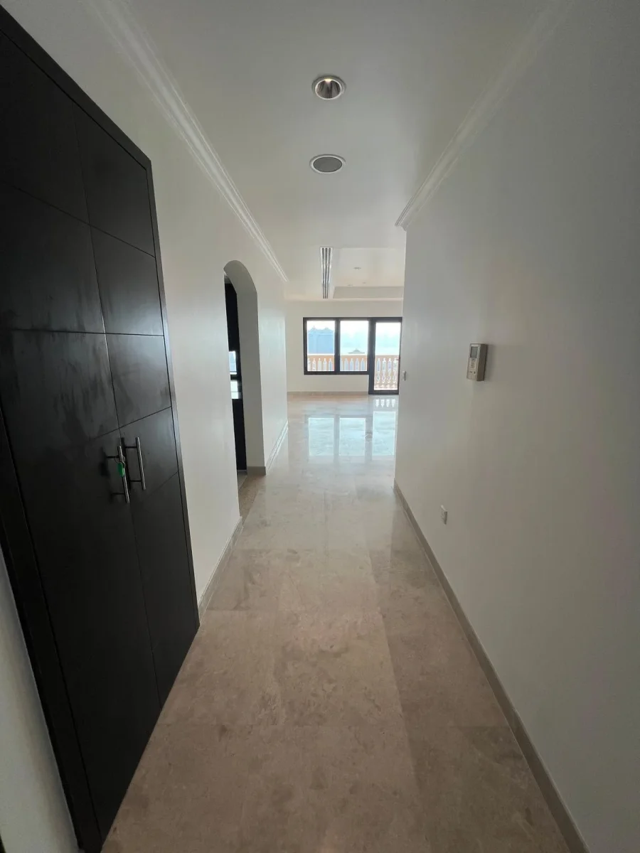 FOR SALE | 2 Bedroom | Full Marina View | Upgraded