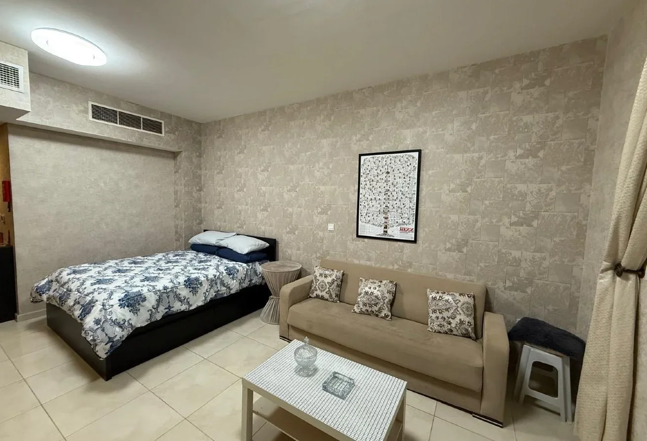 ELEGANT STUDIO FULLY FURNISHED IN FOXHILLS