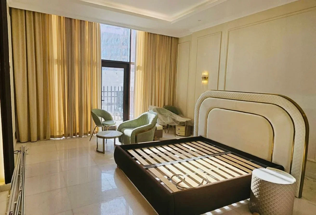 BEST STUDIO IN PEARL FOR LEASE TO OWN AVAILABLE