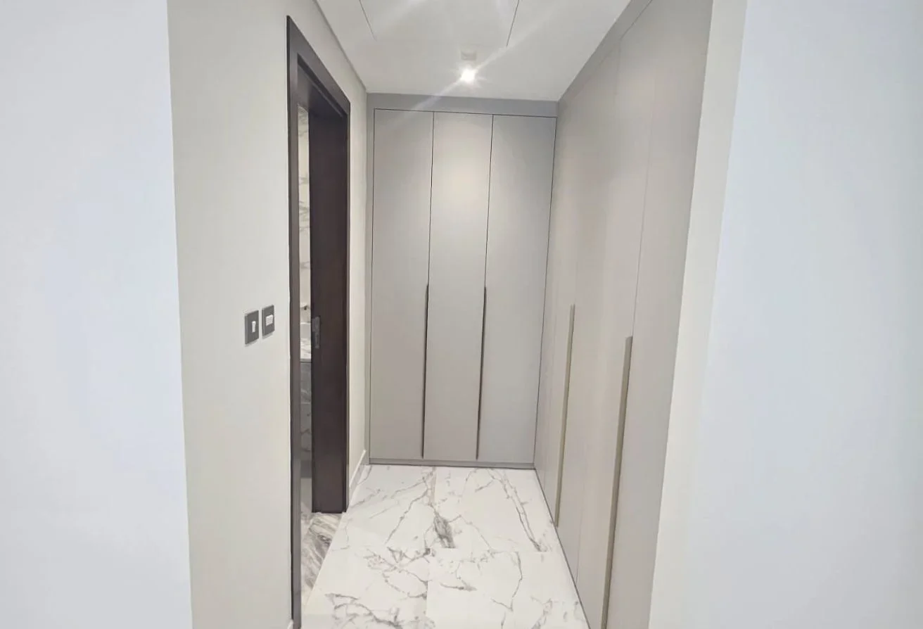 LAVISH BRAND NEW FF 2BED ROOM BIG SEA VIEW BALCONY