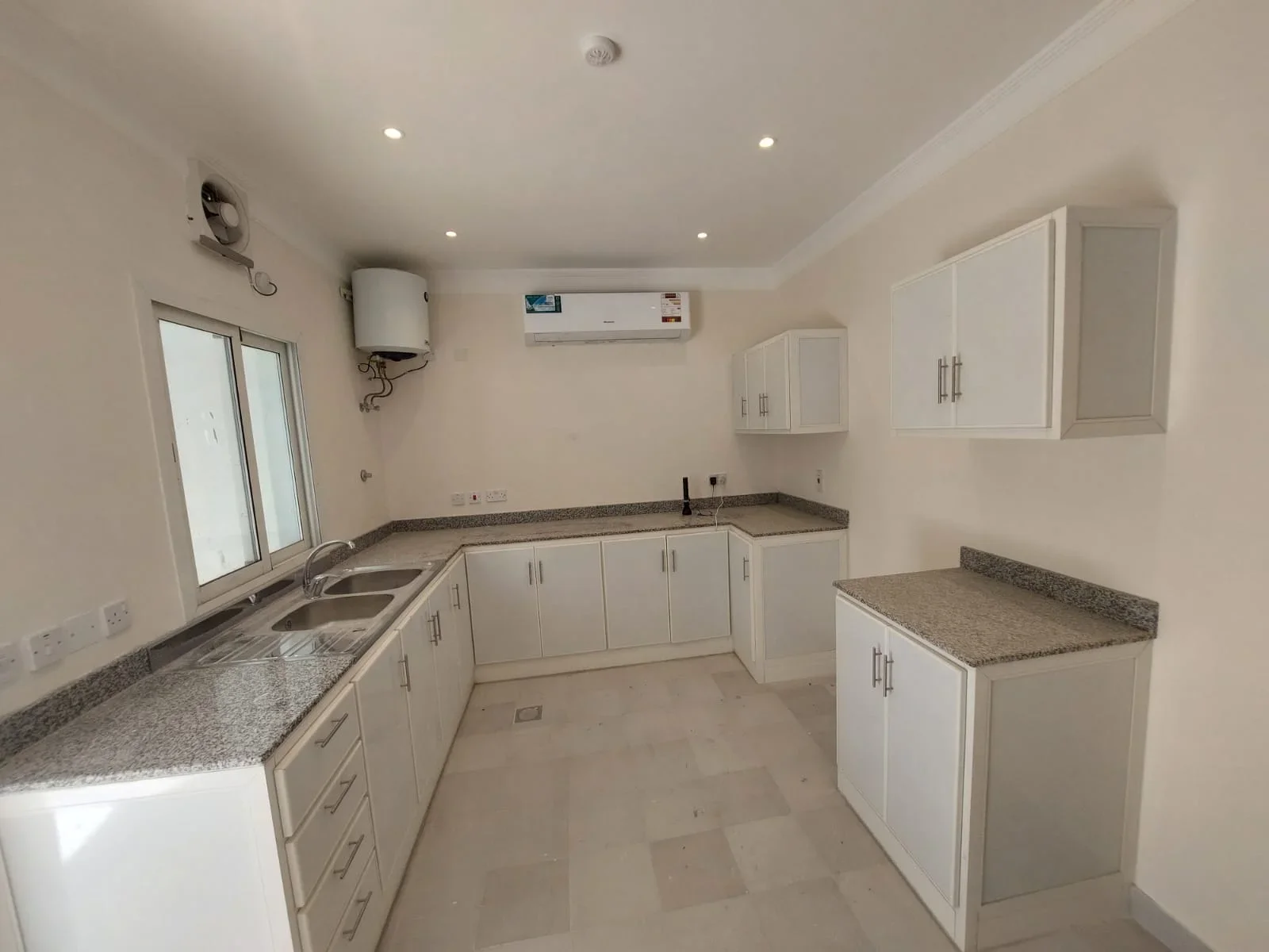 7BHK+Maid brand new villa in wakra for sale|