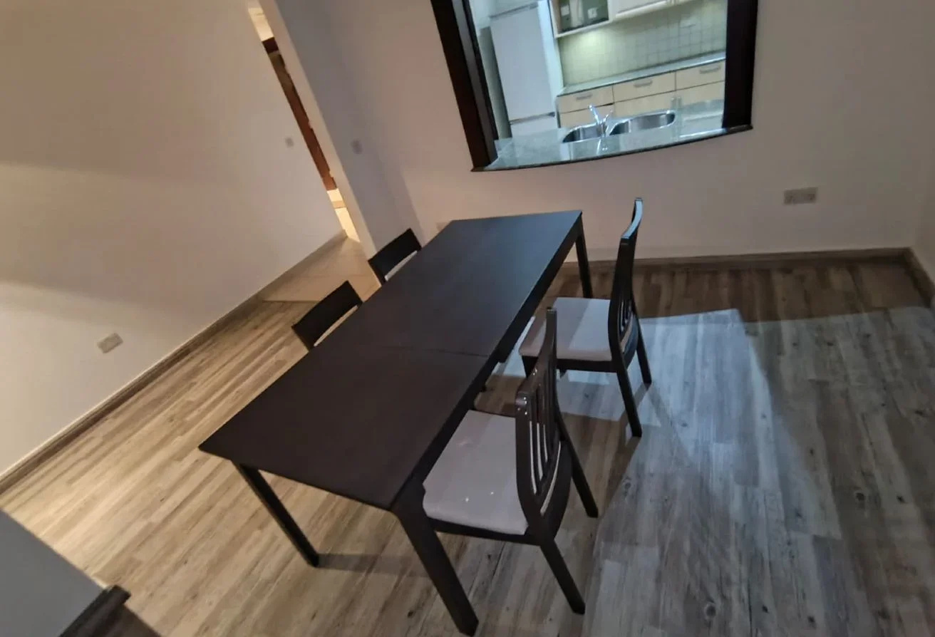 1bhk fully furnished spacious big size appartement