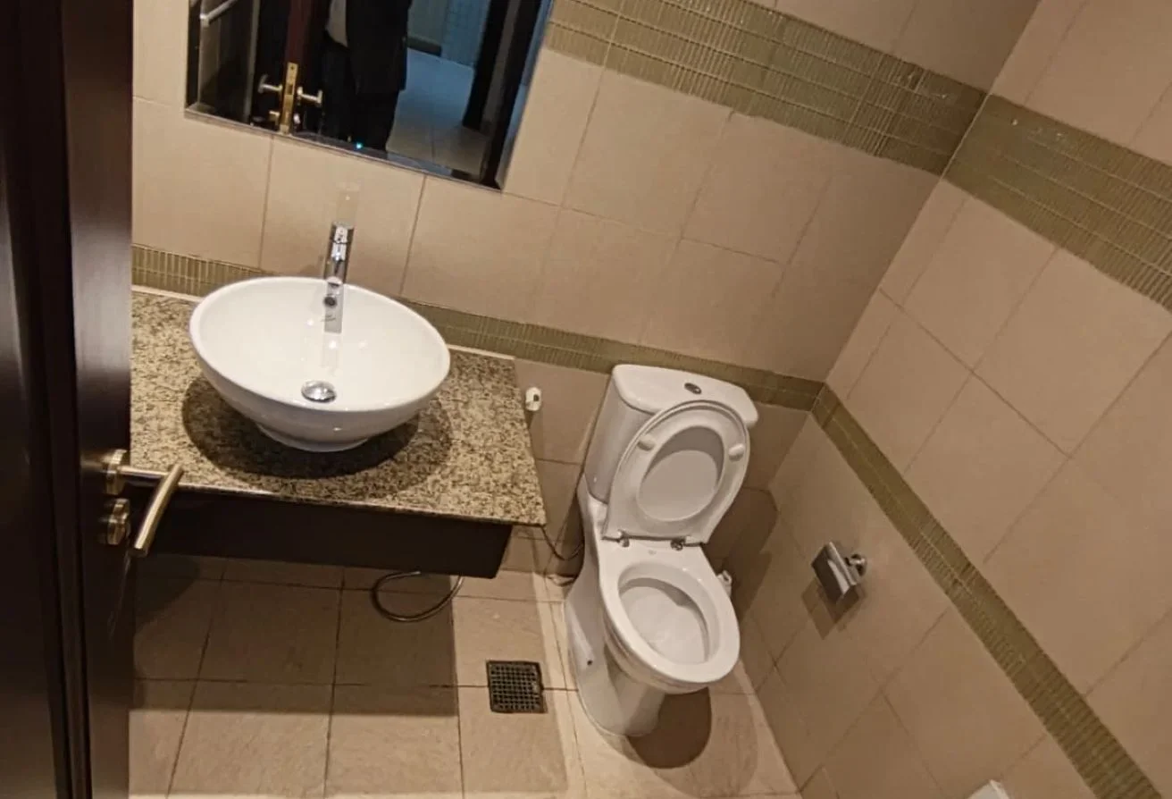 1bhk fully furnished spacious big size appartement
