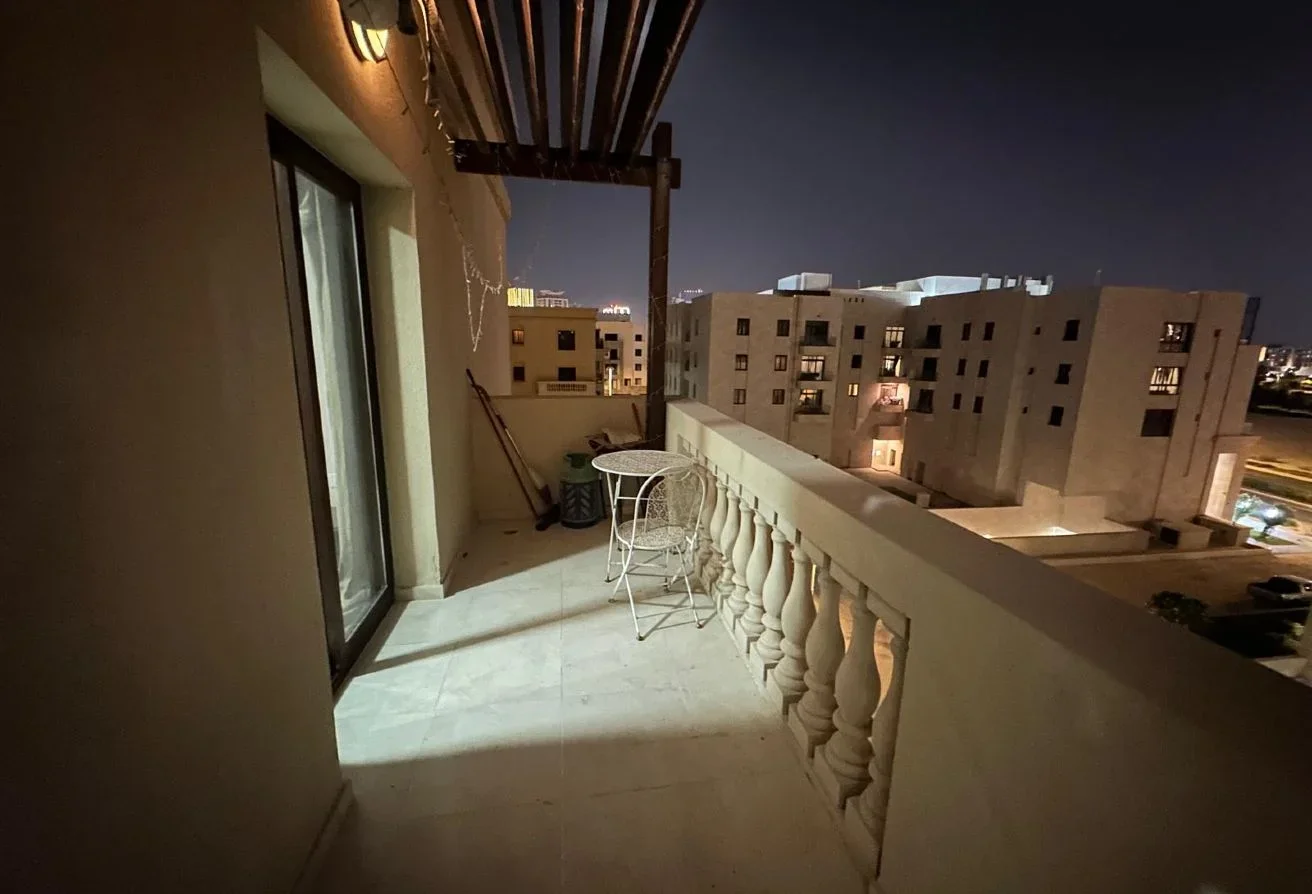 1BHK Rental 98sqm – Large Balcony, Bills Included