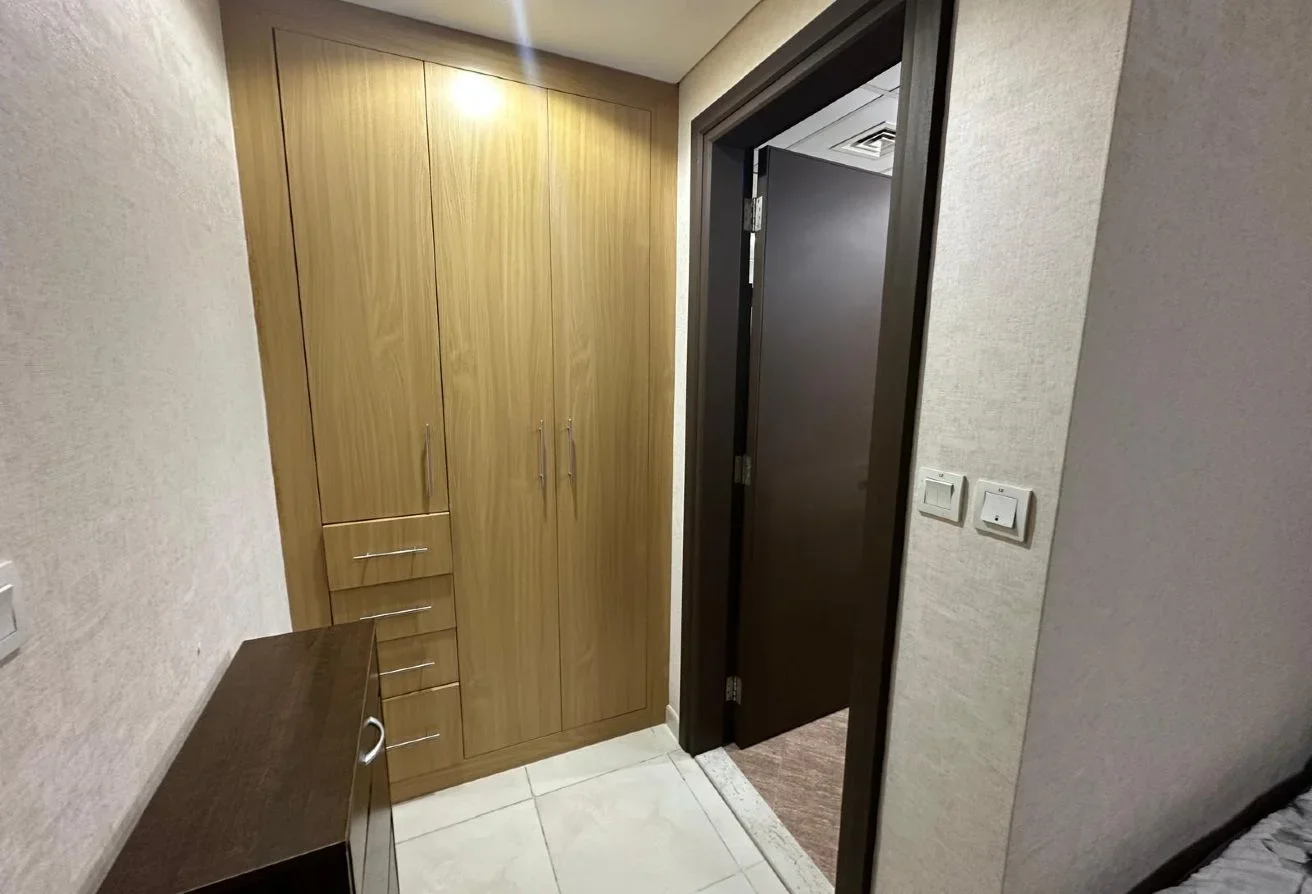 1BHK Rental 98sqm – Large Balcony, Bills Included