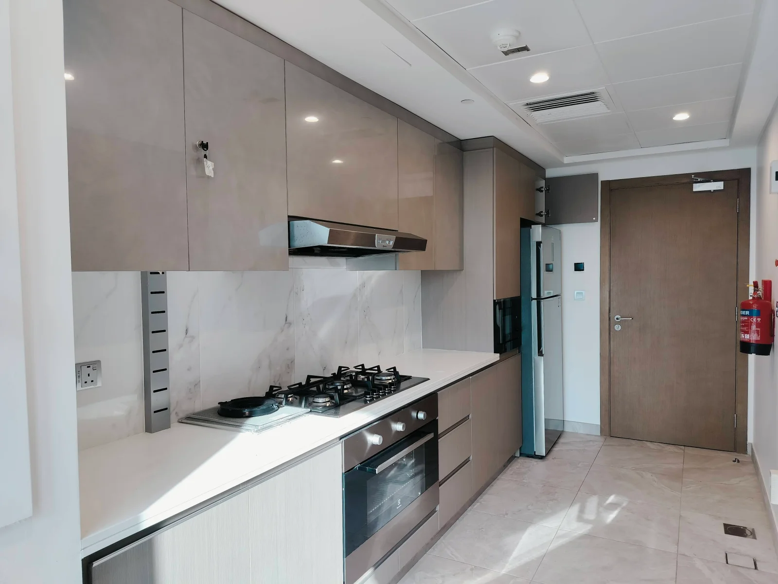Marina 2 BHK + Maid I FF I EXL I Big Balcony I S V
