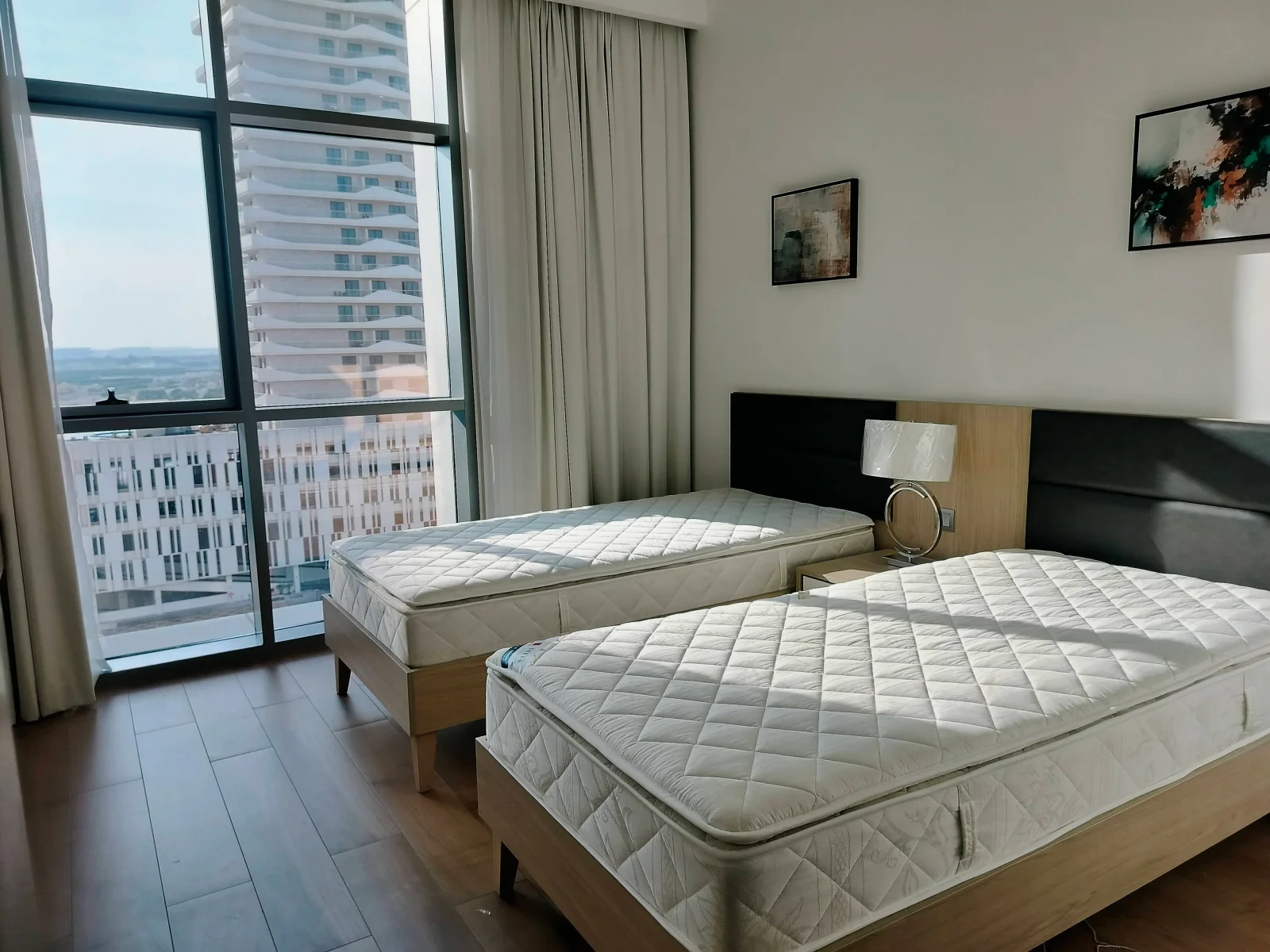 Marina 2 BHK + Maid I FF I EXL I Big Balcony I S V