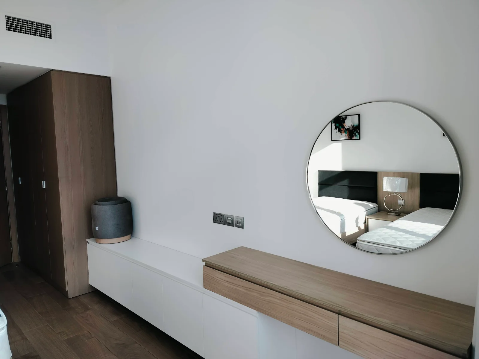 Marina 2 BHK + Maid I FF I EXL I Big Balcony I S V