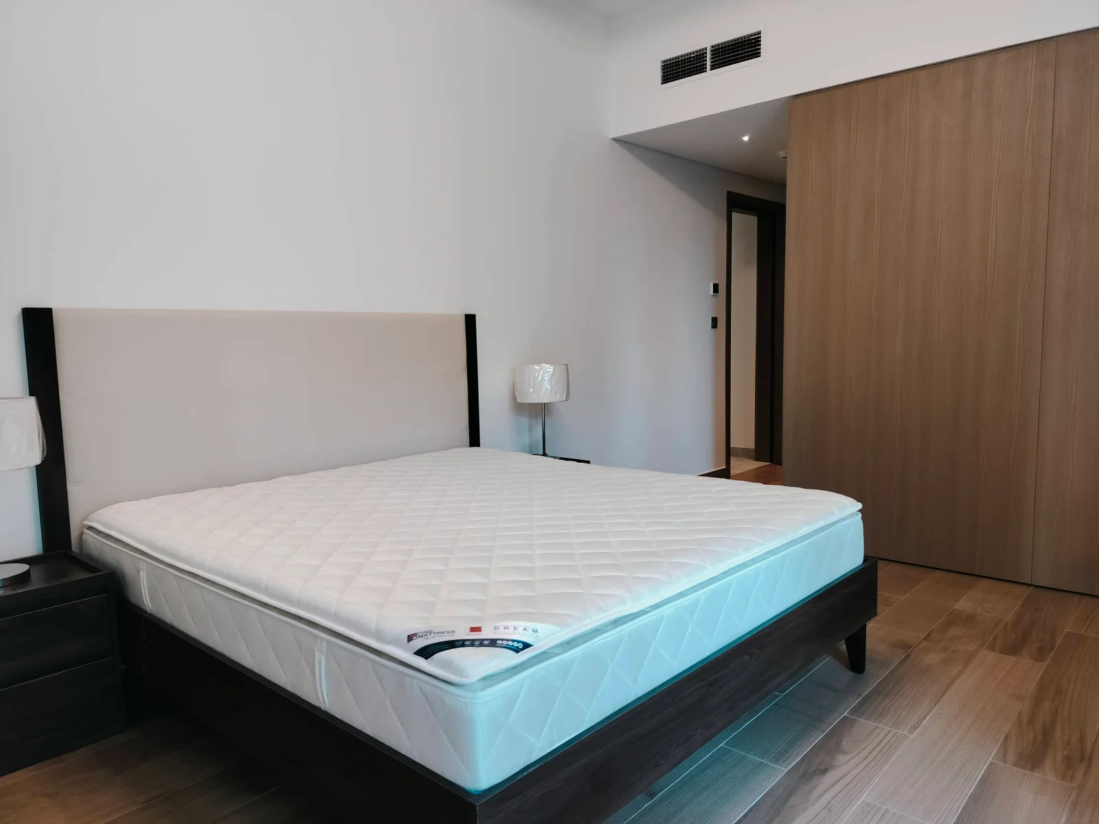 Marina 2 BHK + Maid I FF I EXL I Big Balcony I S V