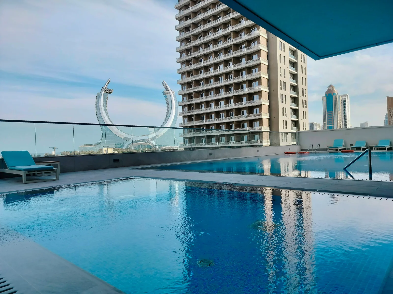Marina 2 BHK + Maid I FF I EXL I Big Balcony I S V