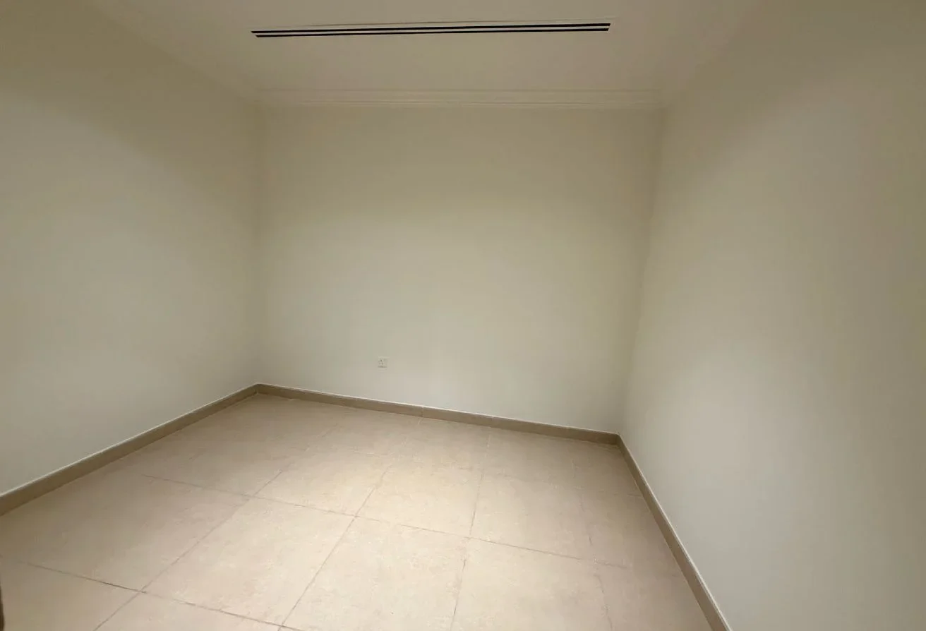 [2BHK SPECIOUS APARTMENT IN PEARL.]