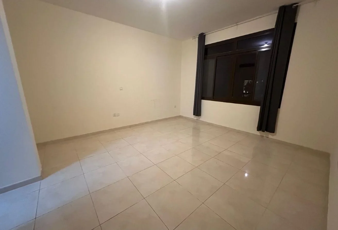 Modern Semi-Furnished 1BHK Apartment – 5,500 QAR - view 3