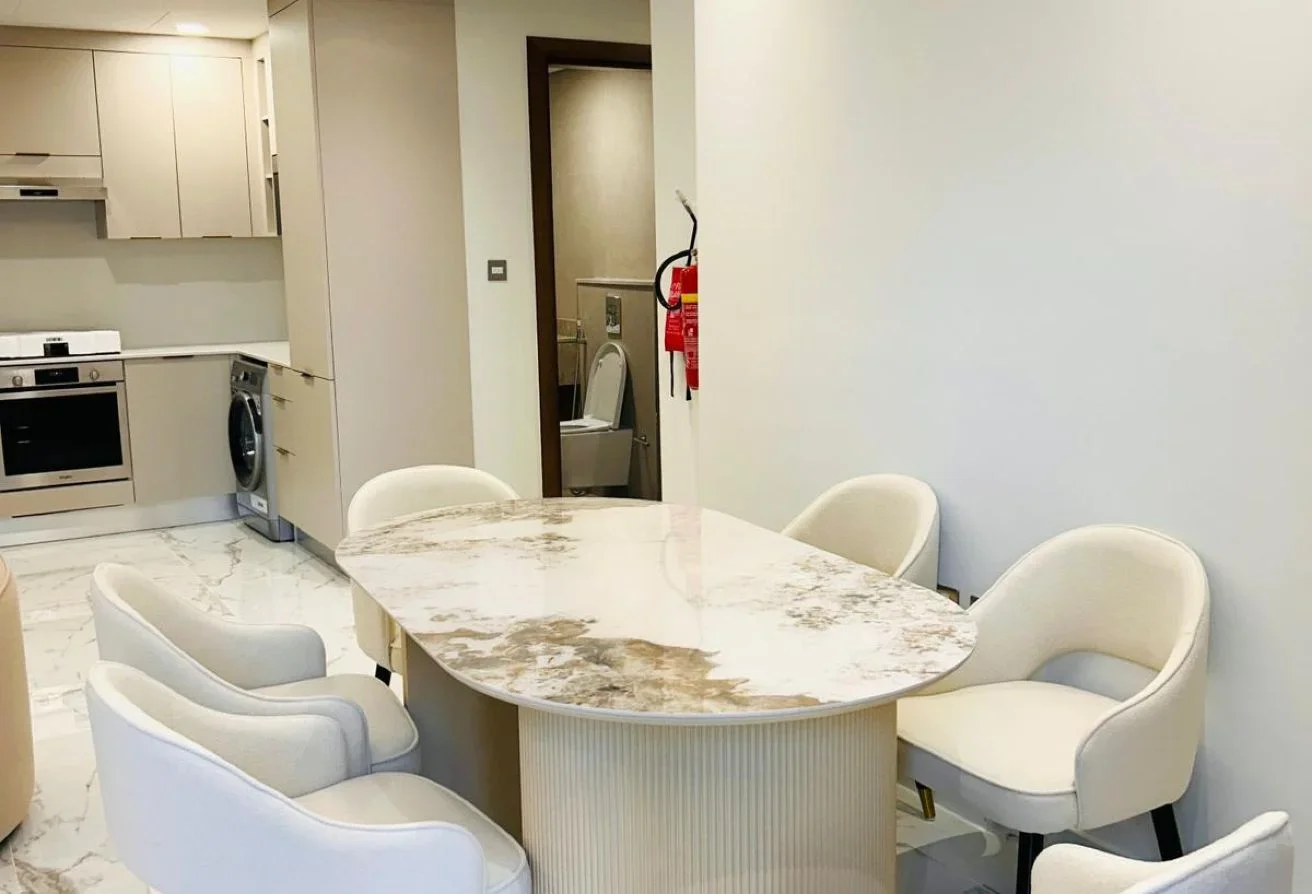 JUST PAY 1.2M AND START MOVING IN YOU APARTMENT