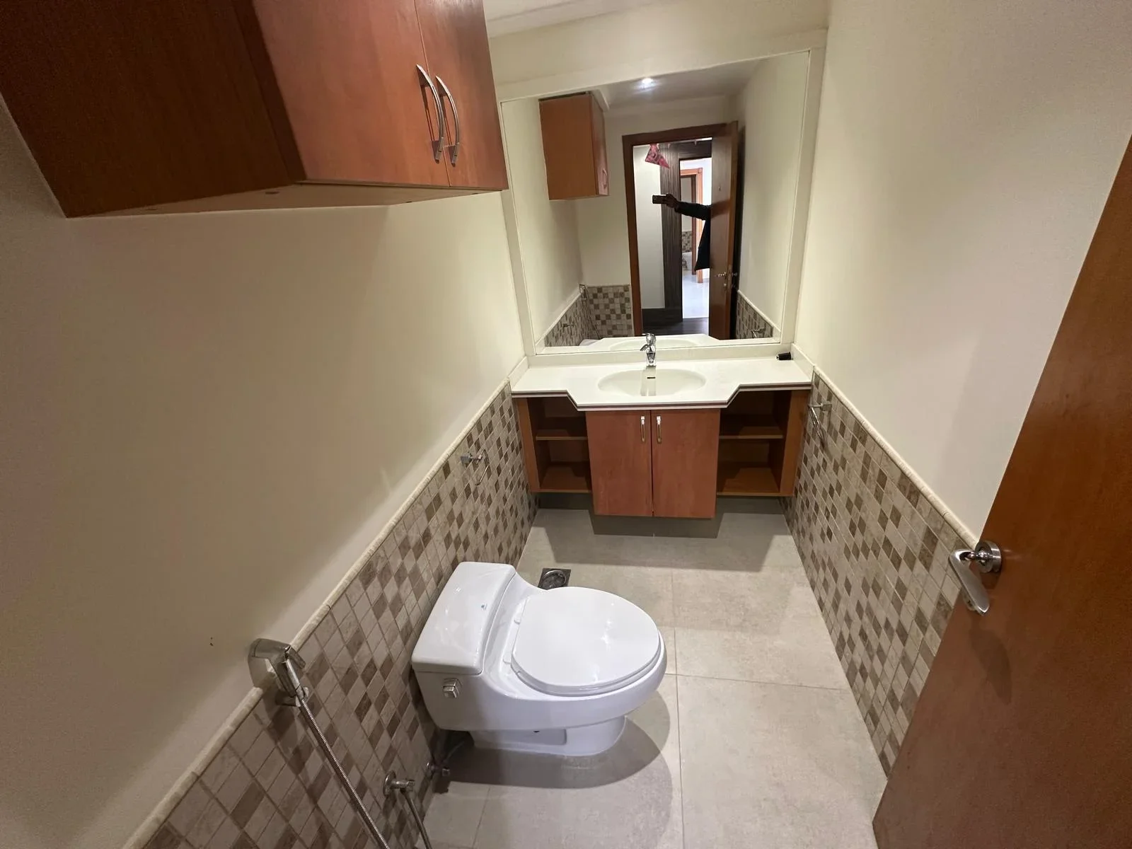Double living room 3bedroom with maid for sale - view 3