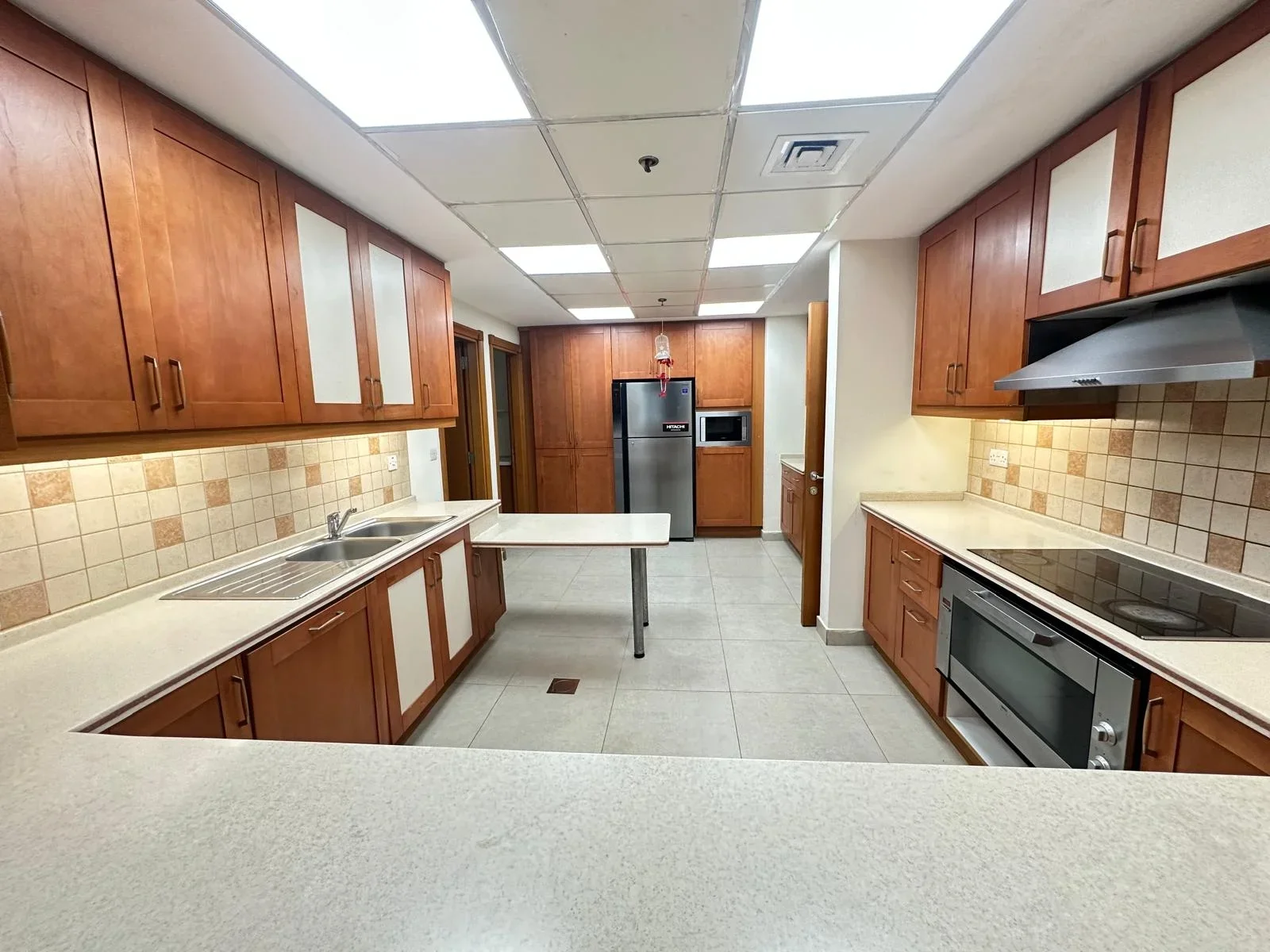 Double living room 3bedroom with maid for sale