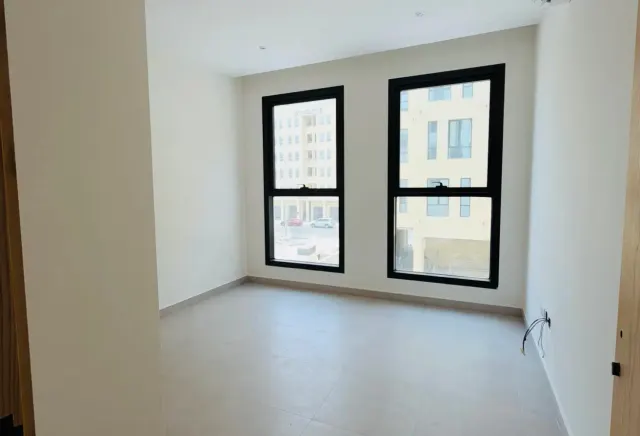 Brand-New 3-Bed Apartment for Rent in Al Waab - view 3