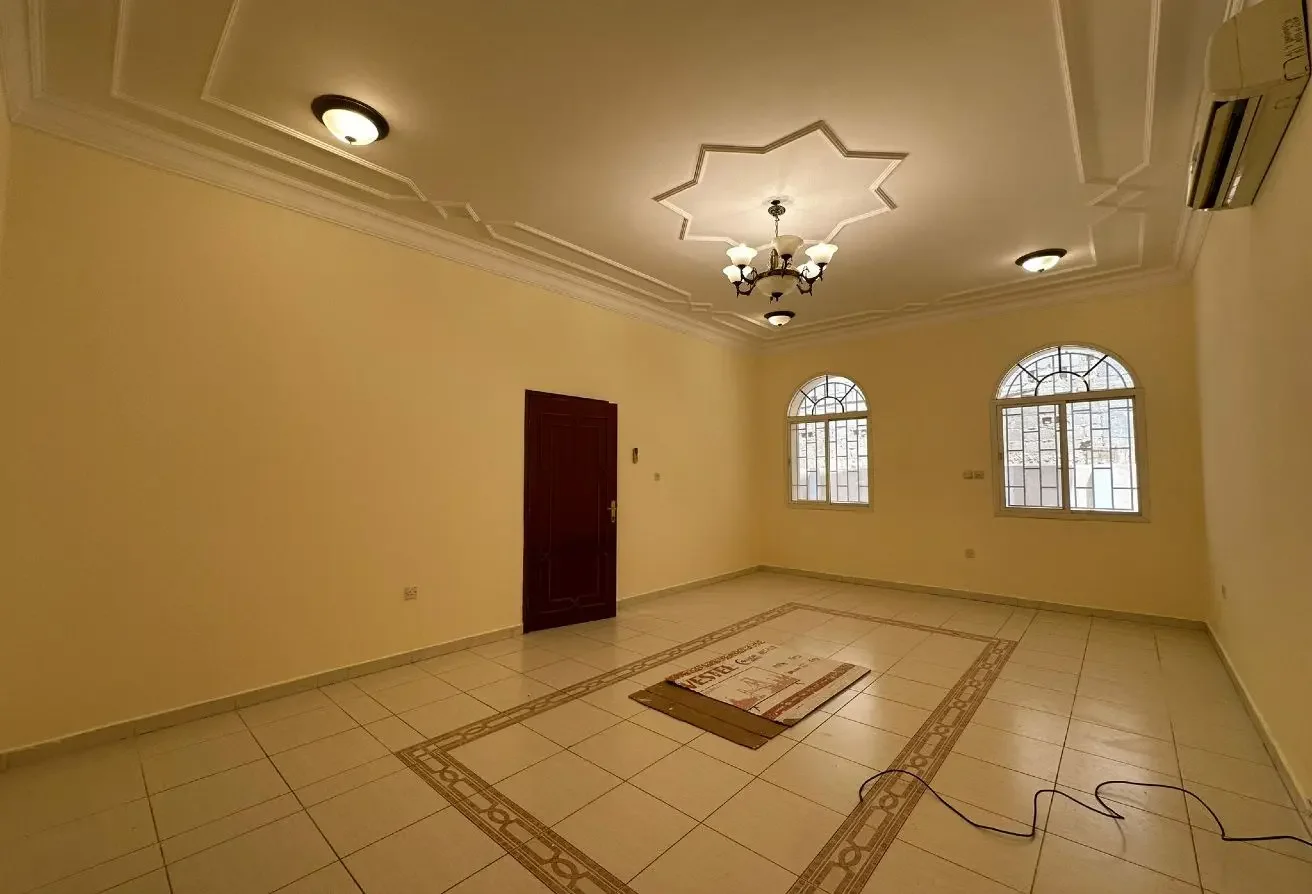 Spacious 2-Bed Apartment in Old Airport