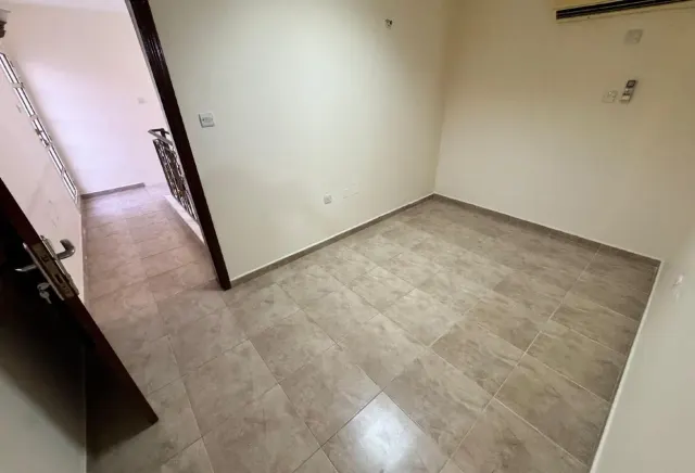 6-Bedroom Villa for Rent in Abu Hamour - view 3