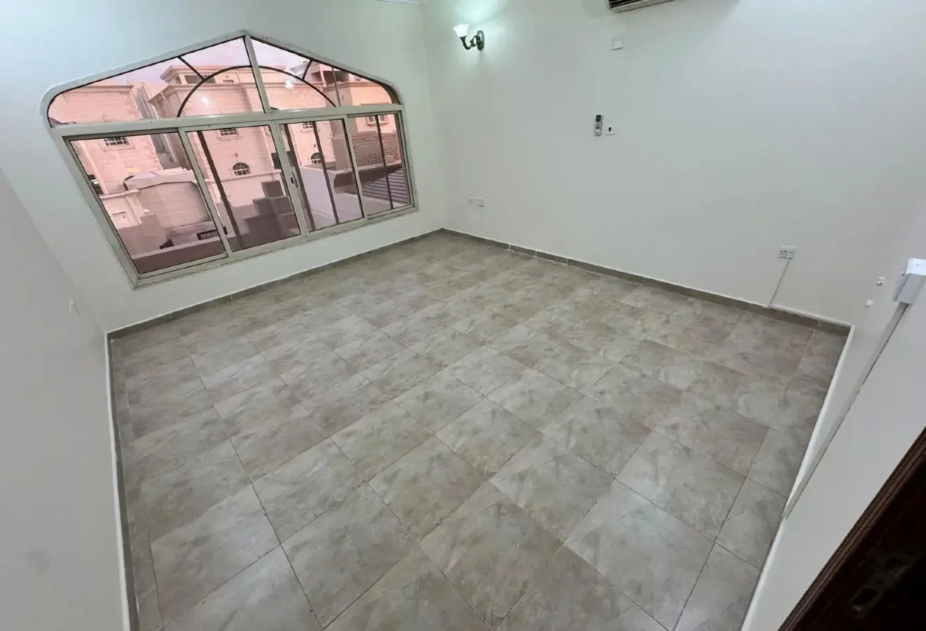 6-Bedroom Villa for Rent in Abu Hamour