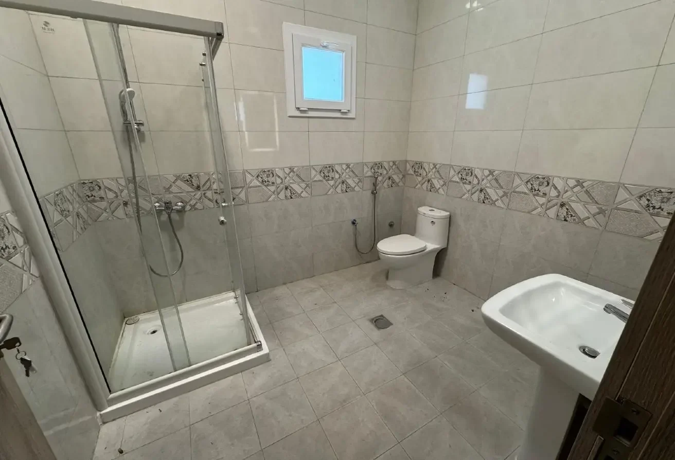 Stand alone villa | elevator | Close to DFC