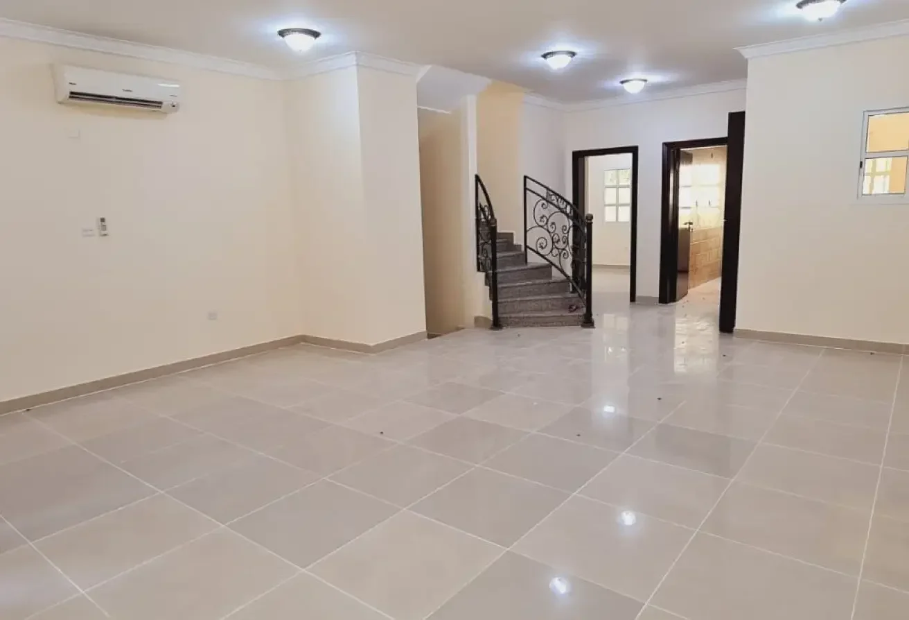 6 Bed | 5 Bath | Compound villa | Al Gharaffa