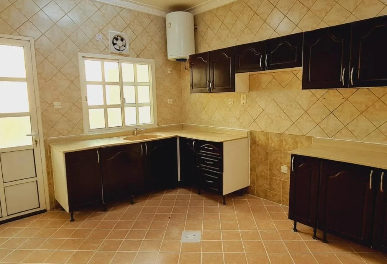6 Bed | 5 Bath | Compound villa | Al Gharaffa