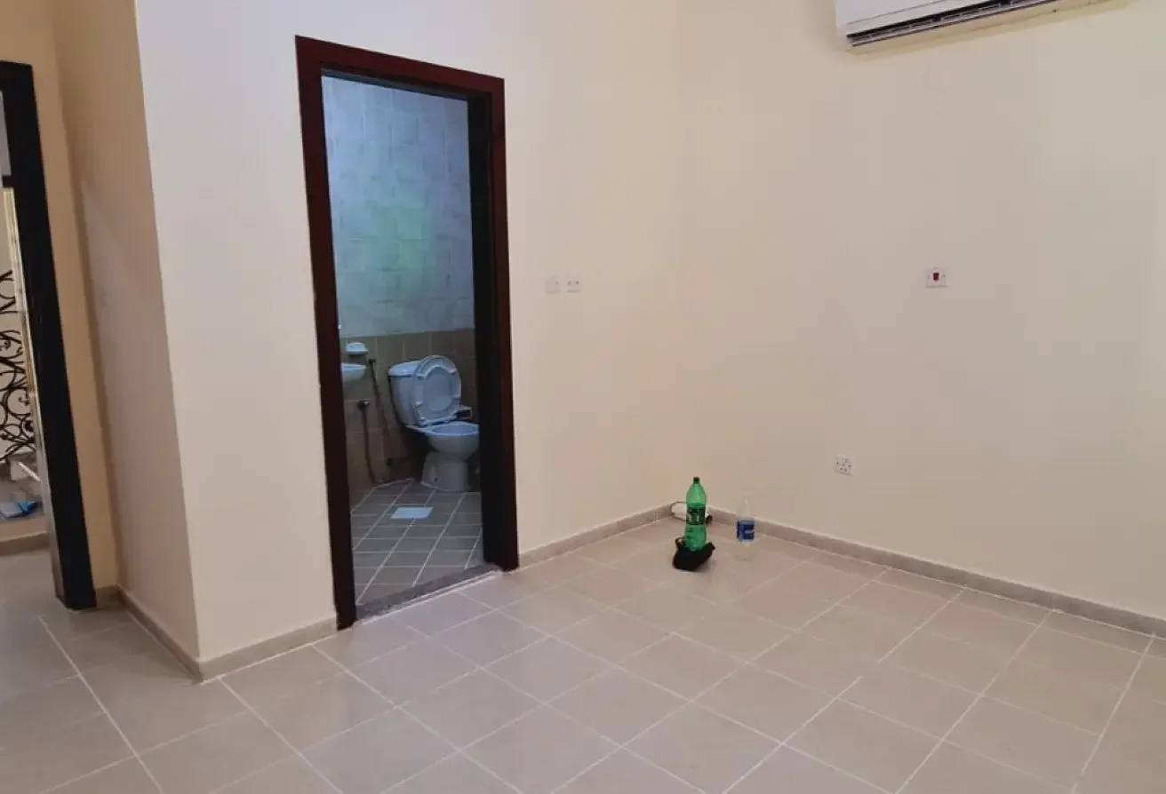 6 Bed | 5 Bath | Compound villa | Al Gharaffa