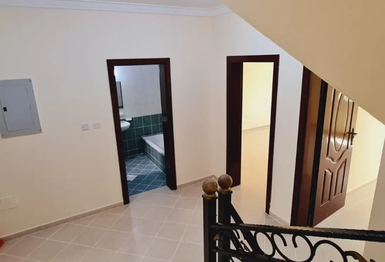 6 Bed | 5 Bath | Compound villa | Al Gharaffa