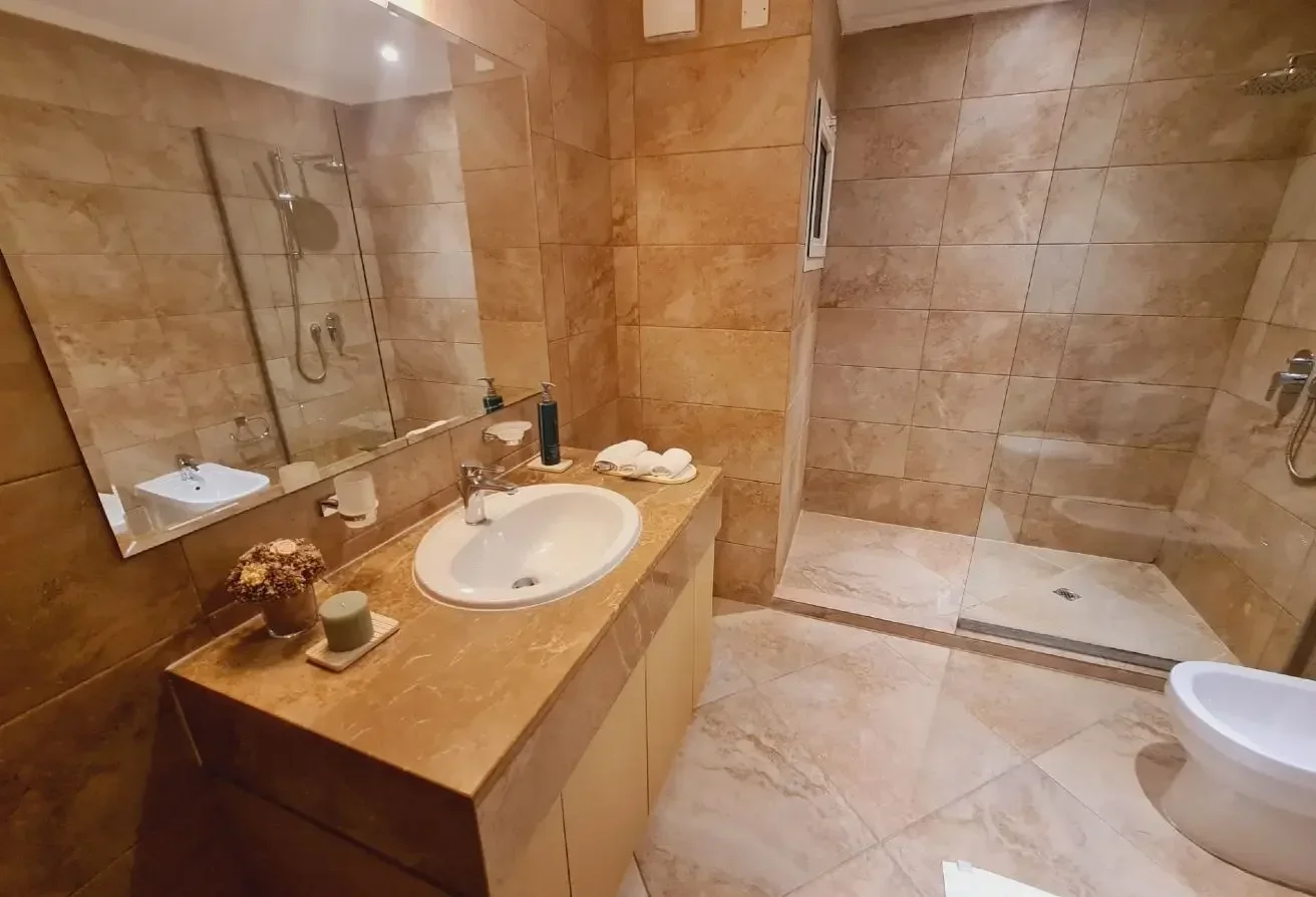 Luxury | Furnished | 3 Bed | Maid room | Muraikh