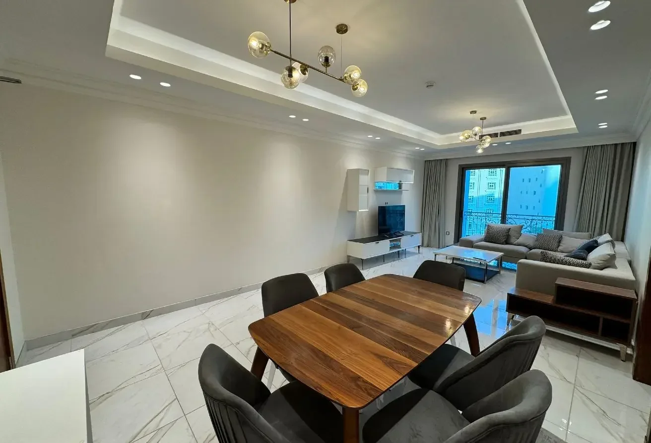 Luxurious Apartment| 02 Bedrooms| Balcony