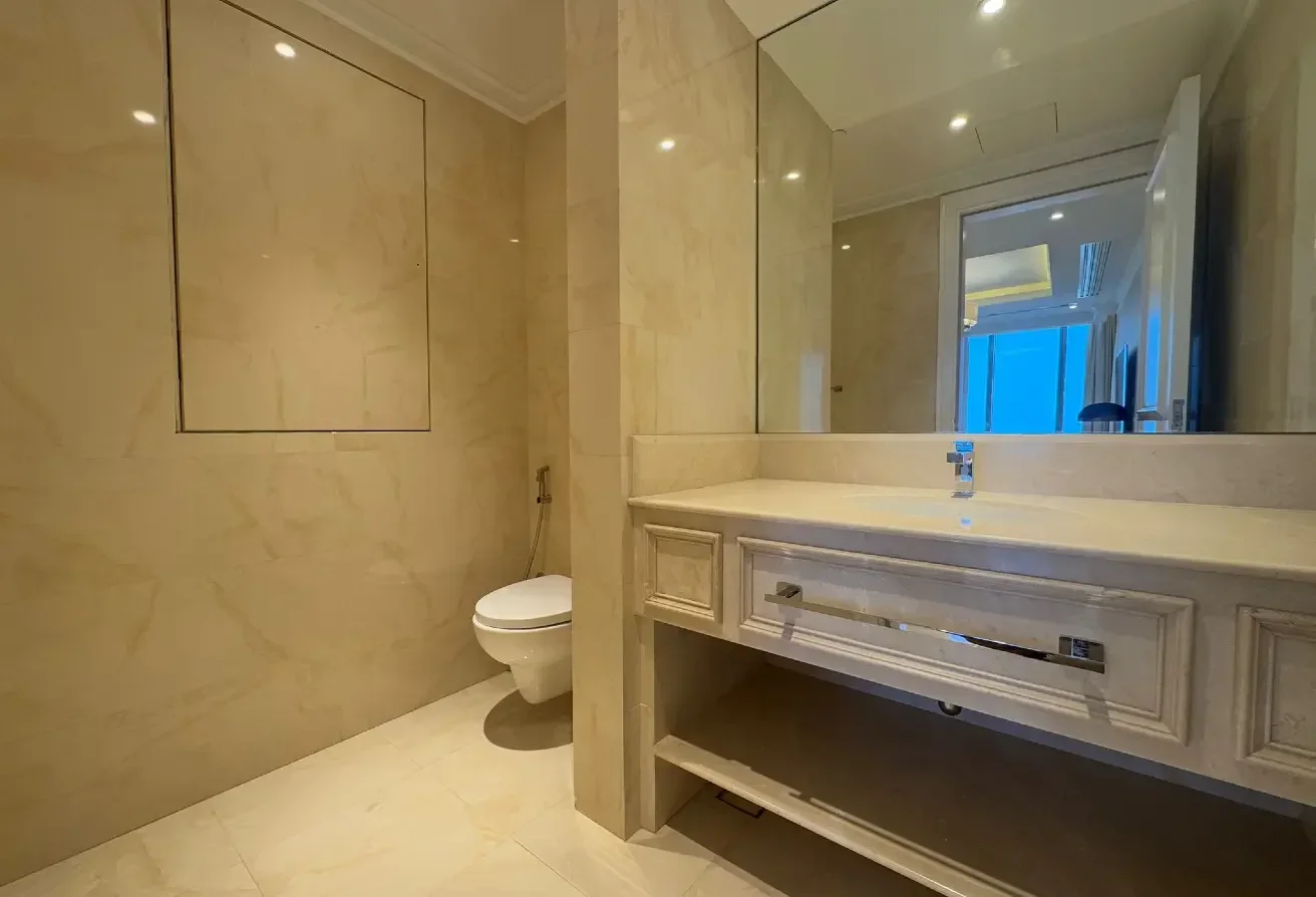 BRAND NEW LUXURY FLAT| 03 BEDROOMS| 01 MONTH FREE