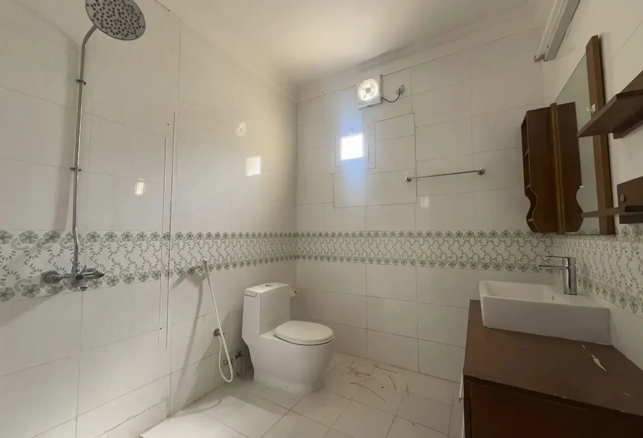 STANDALONE VILLA| 06 BEDROOMS| AL KHOR | Rent