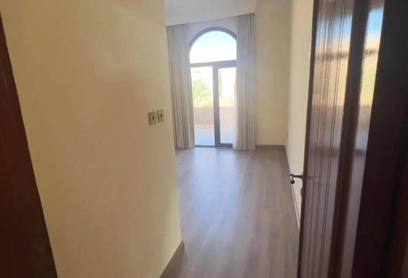 5 Bed | West bay lagoon | QAR. 20,000 | Semi